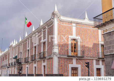 Colorful colonial streets of Puebla, Mexico. Vibrant architecture, cultural heritage, and historic charm concept Colorful colonial streets of Puebla, Mexico. Vibrant architecture, cultural heritage, and historic charm concept 119691279