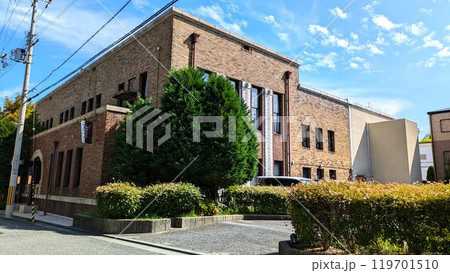 旧逓信省別館の名建築　 芦屋モノリス 119701510