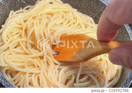 Perfectly Cooked Spaghetti.A simple and delicious dish of spaghetti cooked to perfection. Perfectly Cooked Spaghetti.A simple and delicious dish of spaghetti cooked to perfection. 119701766