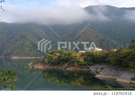 初秋の徳山ダム 初秋の徳山ダム 119702918