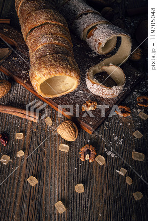 Traditional chimney cake Traditional chimney cake 119705048