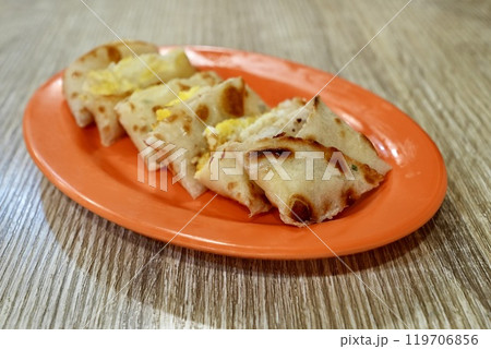 台湾の定番朝ごはん・蛋餅（ダンピン） 119706856