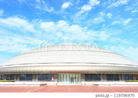 岐阜県岐阜市、岐阜メモリアルセンター体育館の風景 119706970