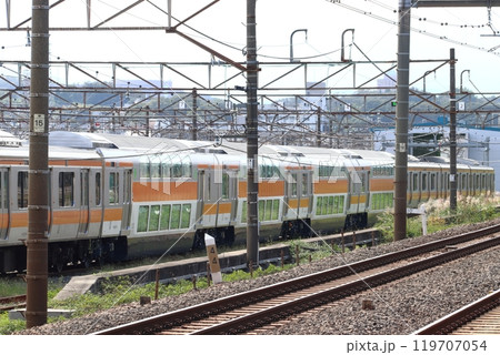 豊田車両センターに留置中の中央線グリーン車×4両組込編成(東京都日野市) 豊田車両センターに留置中の中央線グリーン車×4両組込編成(東京都日野市) 119707054