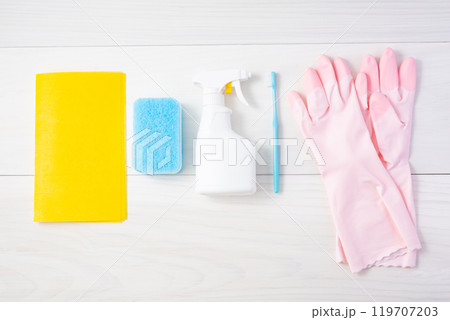 大掃除〜お掃除グッズイメージ06 大掃除〜お掃除グッズイメージ06 119707203