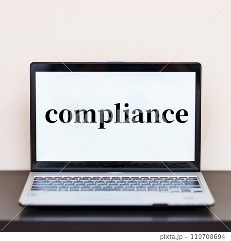 コンプライアンス について eラーニング で 学ぶ 【 社員 研修 の イメージ 】 コンプライアンス について eラーニング で 学ぶ 【 社員 研修 の イメージ 】 119708694