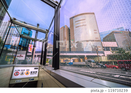 日本の東京都市景観 東京メトロ 銀座駅出入口などを望む=10月27日 日本の東京都市景観 東京メトロ 銀座駅出入口などを望む=10月27日 119710239