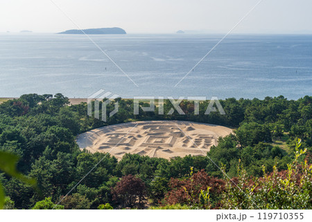 【香川県観音寺市】銭形砂絵 119710355