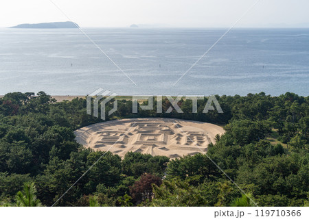 【香川県観音寺市】銭形砂絵 119710366