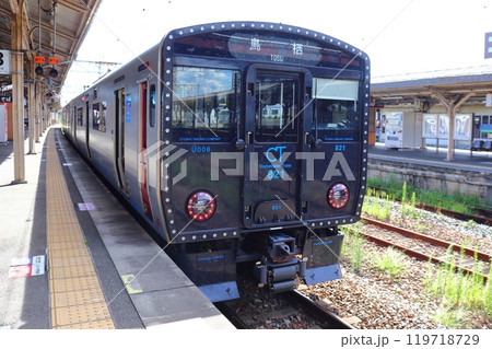 JR九州821系電車(鳥栖駅) JR九州821系電車(鳥栖駅) 119718729