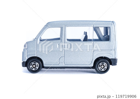 宅配用の軽バン 自動車 切り抜き素材 宅配用の軽バン 自動車 切り抜き素材 119719906