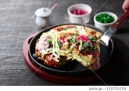 お好み焼き ( 豚玉 ) お好み焼き ( 豚玉 ) 119725219