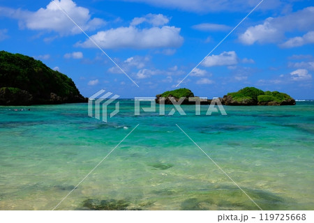 西表島　星砂の浜 119725668