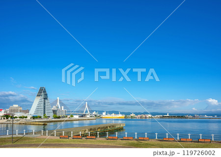 【青森港：青森ベイエリア】青森駅周辺ベイエリアはプロポーズの聖地 119726002