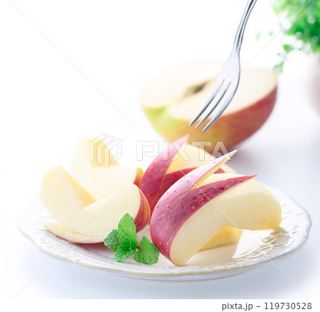 りんごのうさぎ ( 林檎のうさぎカット ) りんごのうさぎ ( 林檎のうさぎカット ) 119730528