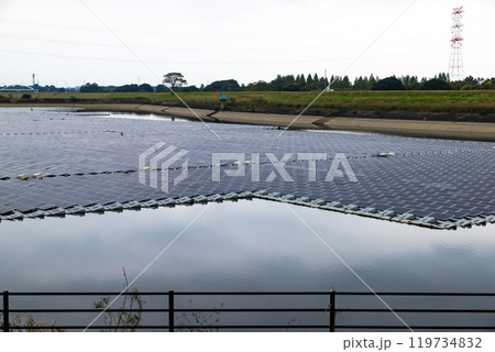 埼玉県川島町梅ノ木古凍貯水池　フロート式太陽光発電所　 119734832