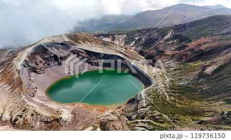 秋の蔵王山 空撮 秋の蔵王山 空撮 119736150