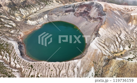 秋の蔵王山　空撮 119736159