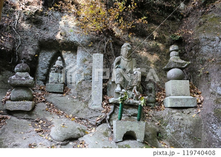 四国霊場71番  弥谷寺 119740408