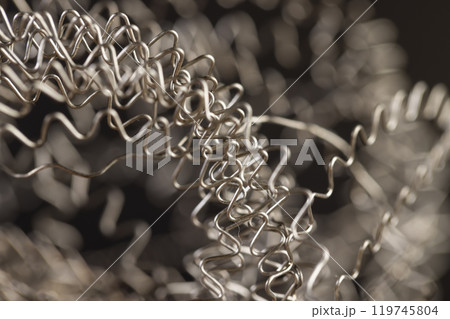 curved heating wire made of metal 119745804