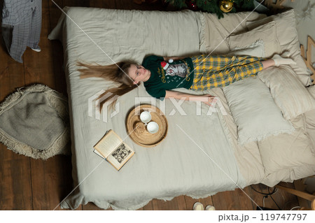 happy family fun tenderness girl man holiday bed couple love celebration gift year positive new happy family fun tenderness girl man holiday bed couple love celebration gift year positive new 119747797