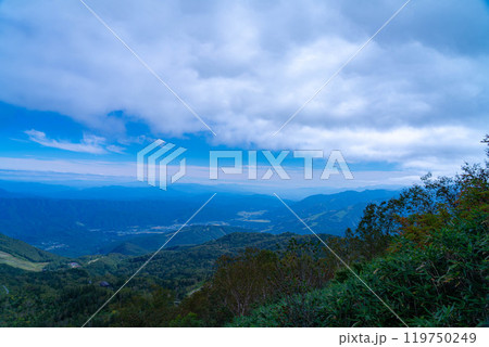 【山岳素材】初秋の頃の天狗原と雲海【長野県】 119750249