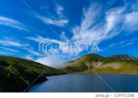 【山岳素材】初秋の白馬大池【長野県】 119751286