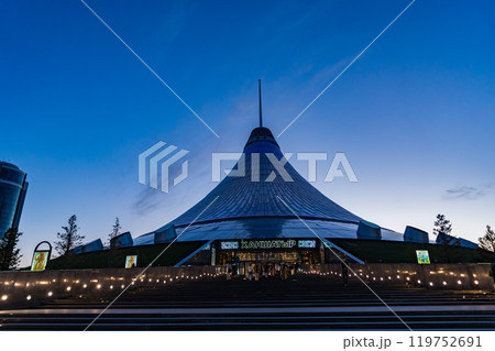 カザフスタンのアスタナにあるカーン・シャティール カザフスタンのアスタナにあるカーン・シャティール 119752691