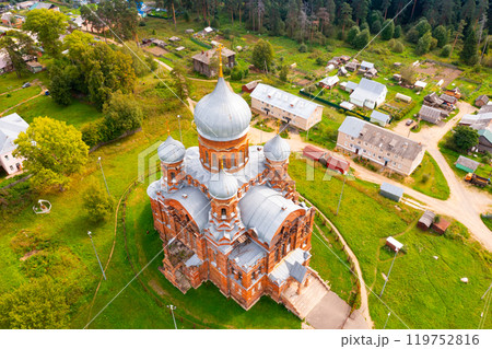 Danilovsky Kazansky Monastery on Gorushka, Danilov, Russia Danilovsky Kazansky Monastery on Gorushka, Danilov, Russia 119752816