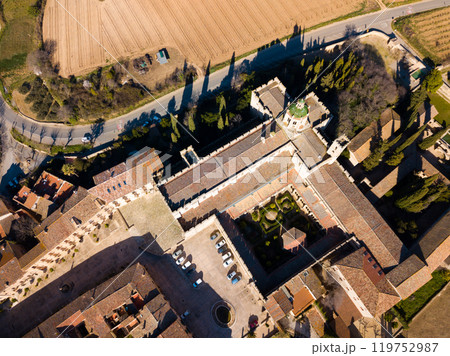 Monastery of Santa Maria de Santes Creus 119752987