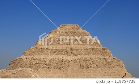 エジプト 階段ピラミッド 119757739