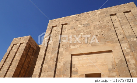 エジプト サッカラ 遺跡群 119757821