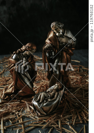 figurines of the holy family on the straw figurines of the holy family on the straw 119768182