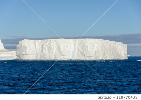 Antarctic seascape with iceberg Antarctic seascape with iceberg 119770435