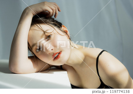 若い女性のビューティイメージ 若い女性のビューティイメージ 119774138