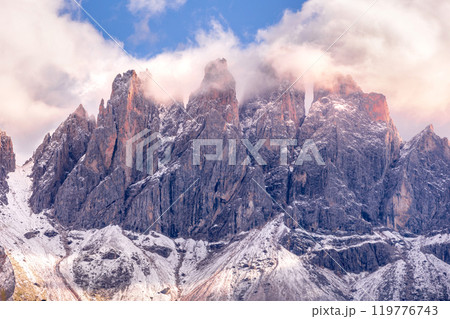 Geisler or Odle Dolomites mountain peaks, Italy 119776743