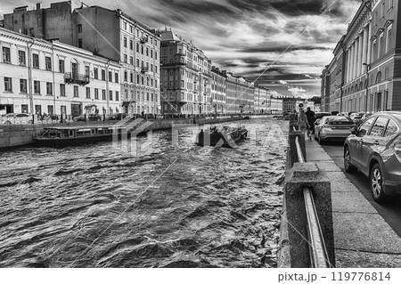 Scenic view over Moyka River embankment, St. Petersburg, Russia 119776814
