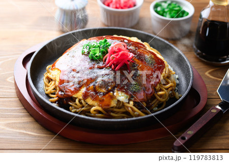 広島風お好み焼き 119783813