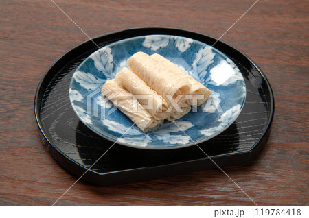 茹でた湯葉 119784418