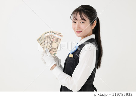 お金を持つ女性 お金を持つ女性 119785932