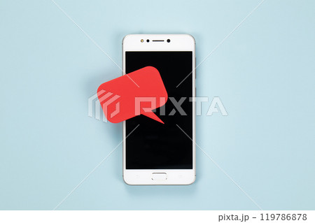 イメージ写真 スマートフォンと吹き出し イメージ写真 スマートフォンと吹き出し 119786878