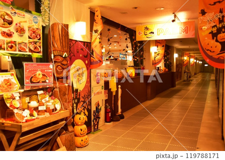 福島県　スパリゾートハワイアンズのレストランパーム 119788171