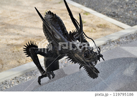 埼玉県行田市下中条 美しい治子神社 手水舎の龍 埼玉県行田市下中条 美しい治子神社 手水舎の龍 119795186