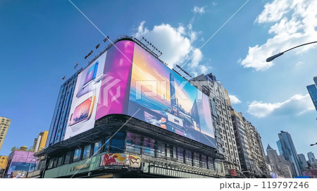 駅通路やショッピングセンター、ビルにあるようなデジタルサイネージ・広告看板 駅通路やショッピングセンター、ビルにあるようなデジタルサイネージ・広告看板 119797246
