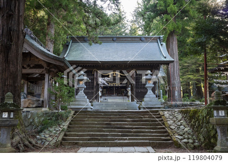 河口浅間神社随神門 山梨県南都留郡富士河口湖町 河口浅間神社随神門 山梨県南都留郡富士河口湖町 119804079