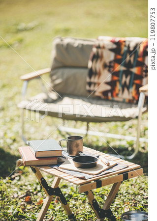 屋外で過ごす休日 屋外で過ごす休日 119807753