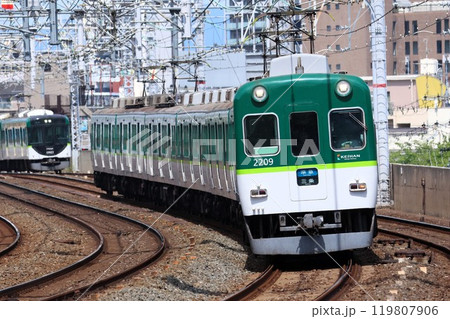【京阪】2200系 準急(京阪本線:西三荘駅) 【京阪】2200系 準急(京阪本線:西三荘駅) 119807906
