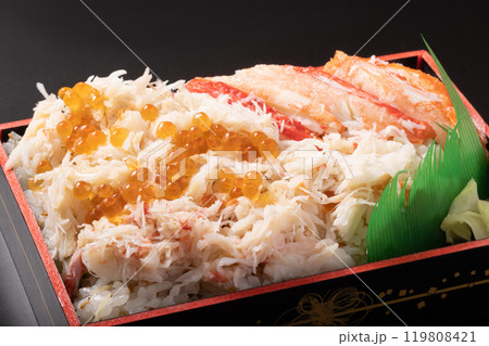 本ずわい蟹とイクラのちらし寿司 本ずわい蟹とイクラのちらし寿司 119808421