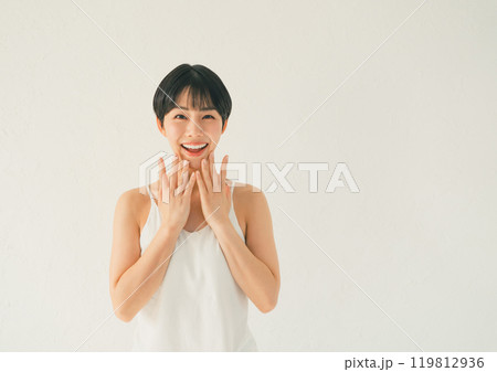嬉しい驚き 119812936