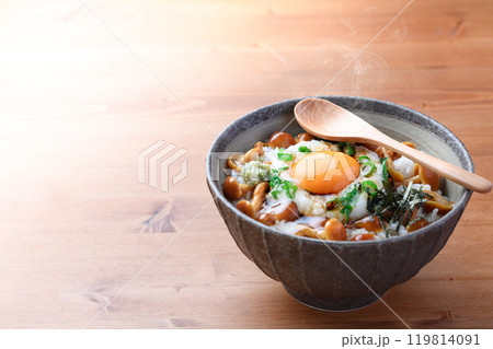 なめこ丼 （ なめこととろろのネバネバ丼 ） 119814091